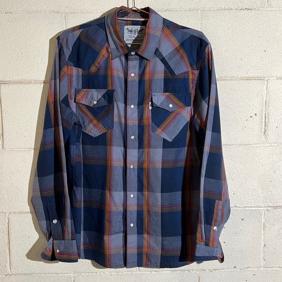 Levi’s Pearl Snap Flannel LS - Picture 1 of 6